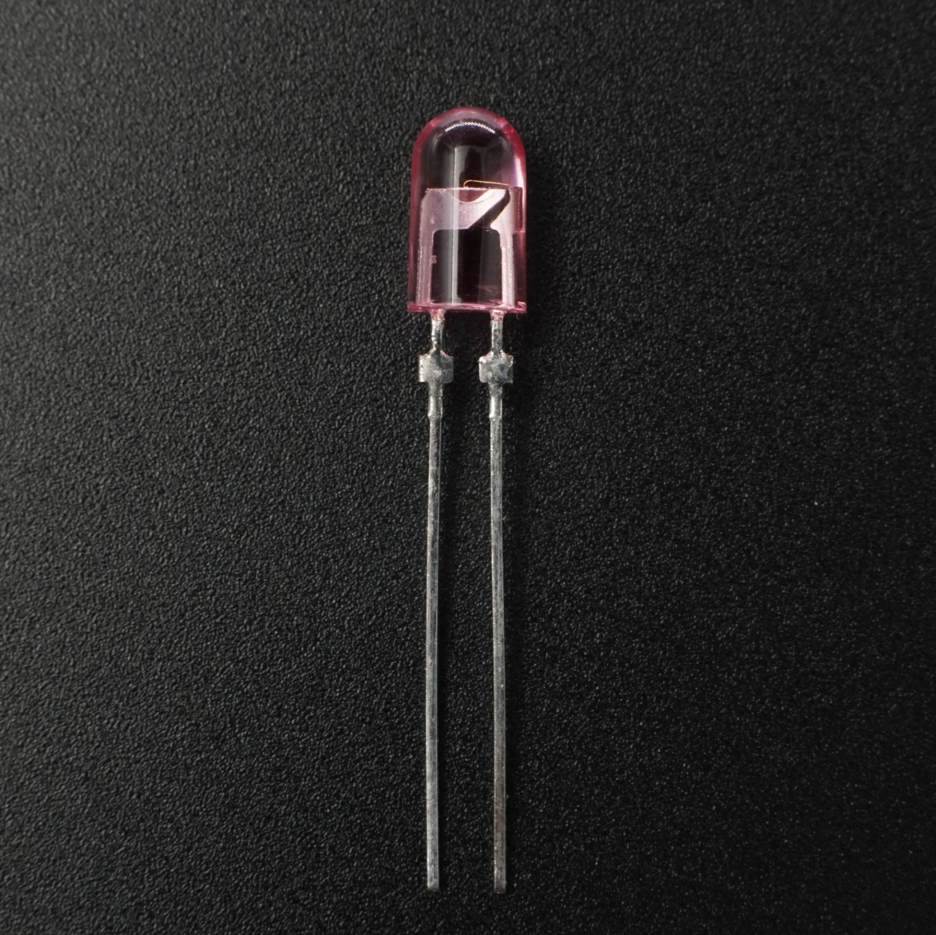 Agilent HLMP-AD16-RS0DD Red Oval LED